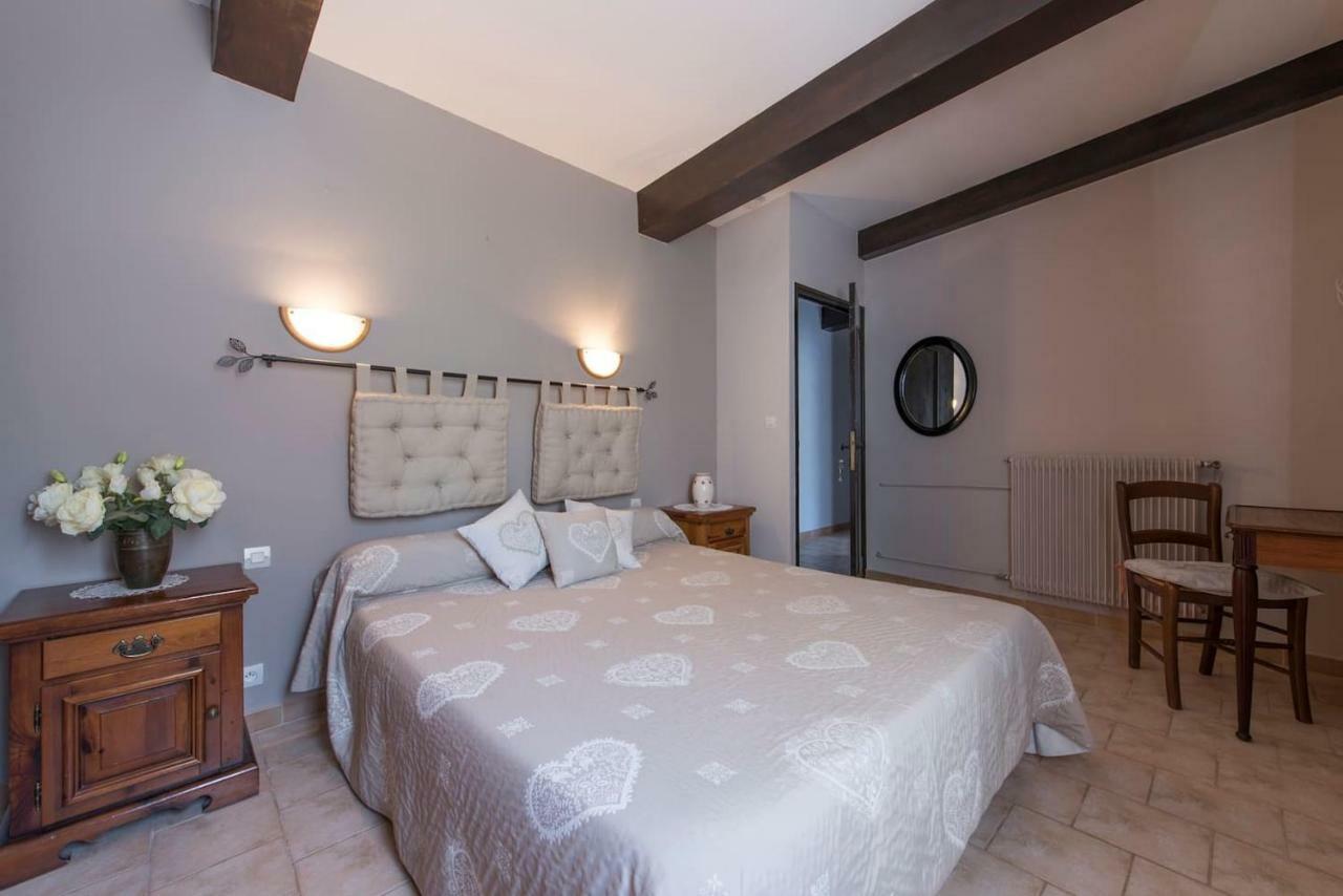 Appartement Clot De Felines Entrevaux Zewnętrze zdjęcie